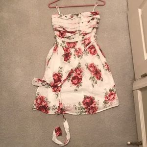 Floral strapless dress